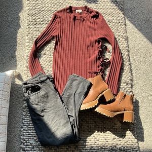 Waist tie sweater